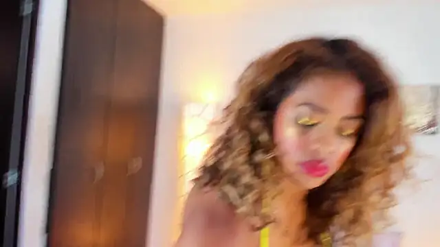 SarahCinnamon- online show from 7, 2, 2026