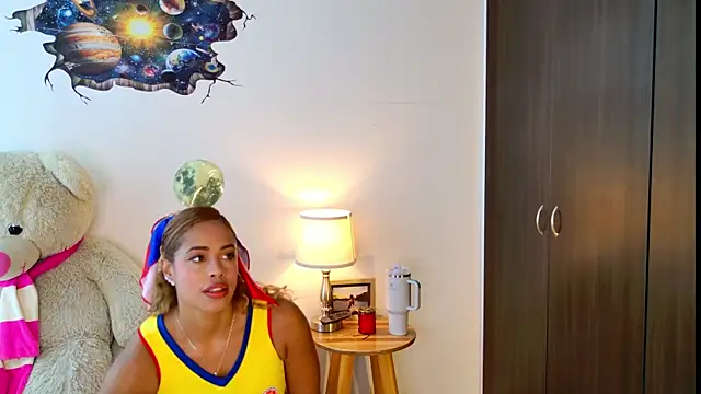 SarahCinnamon- online show from 3, 7, 2026