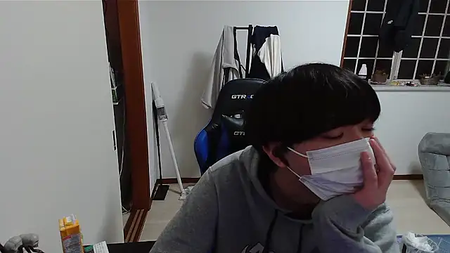 pychan online show from 14, 4, 2026