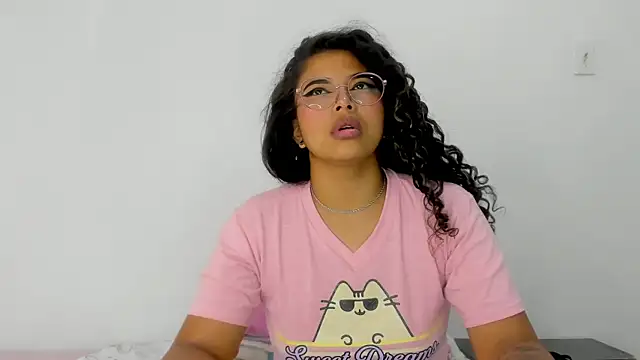 Snapshot of moana_taylor chatting on 20, 3, 2025 moana taylor online show from 20, 3, 2025