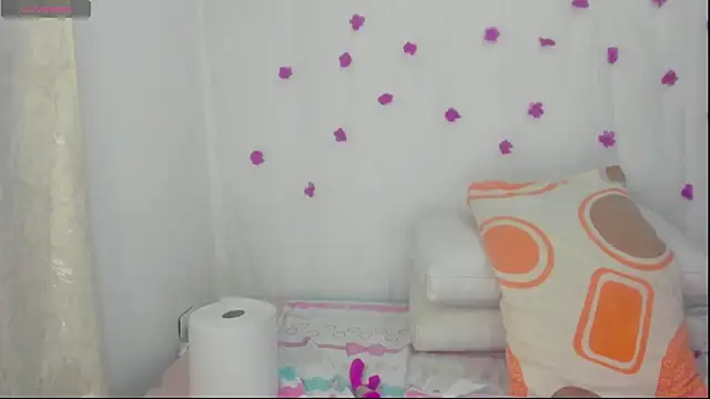 Snapshot of moana_taylor chatting on 2, 10, 2025 moana taylor online show from 2, 10, 2025