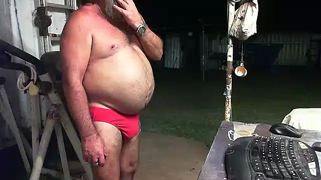 herbie010666 online show from 9, 1, 2025