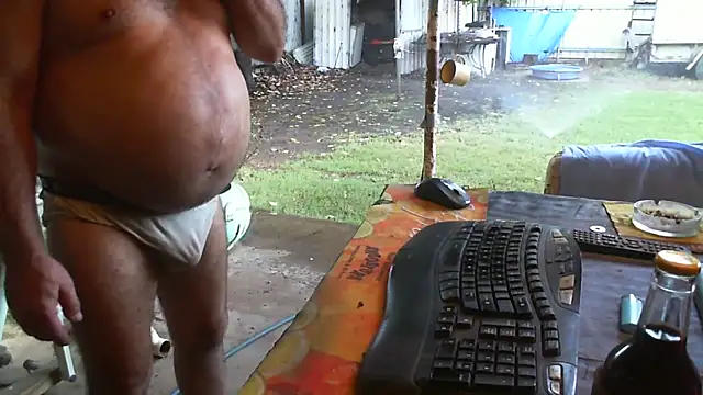 herbie010666 online show from 13, 3, 2025