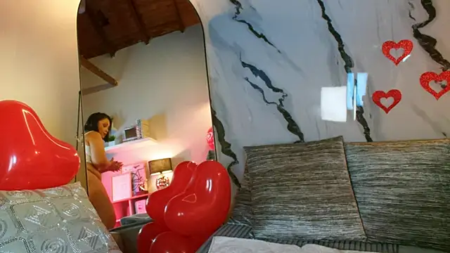 Madissononee online show from 15, 2, 2025