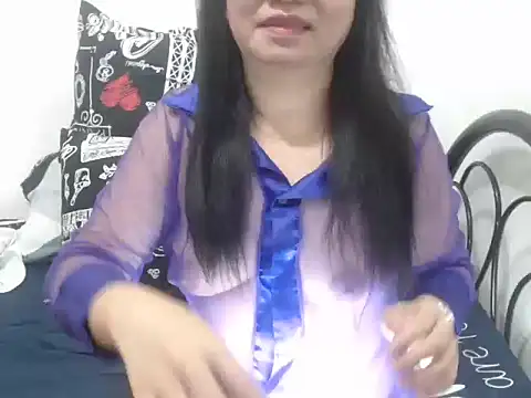 Snapshot of stacie_iris chatting on 19, 11, 2025 stacie iris online show from 19, 11, 2025