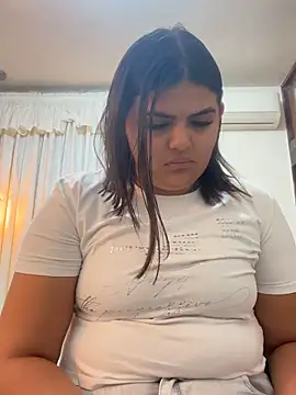 Lia sexx online show from 19, 4, 2026