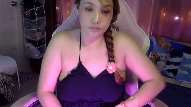 Snapshot of yourbabe_Brielle chatting on 26, 11, 2025 yourbabe Brielle online show from 26, 11, 2025