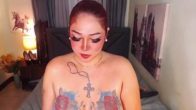 Snapshot of Transdomts4u chatting on 11, 2, 2025 Transdomts4u online show from 11, 2, 2025