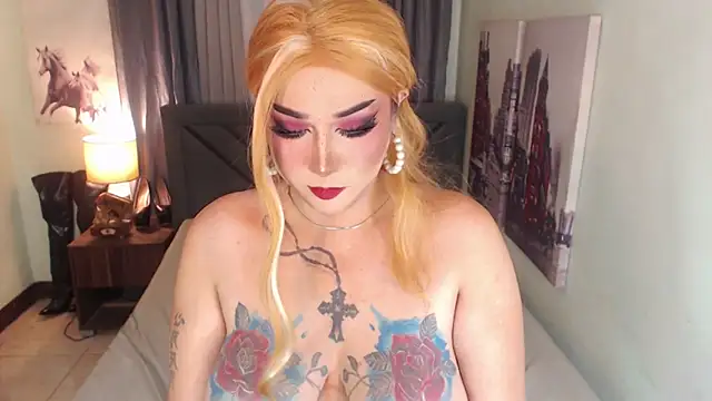 Snapshot of Transdomts4u chatting on 22, 3, 2025 Transdomts4u online show from 22, 3, 2025