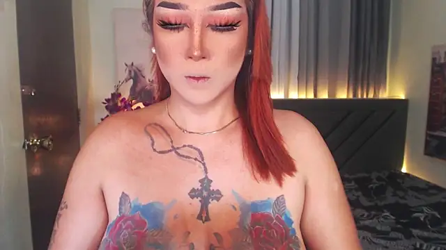 Snapshot of Transdomts4u chatting on 17, 9, 2025 Transdomts4u online show from 17, 9, 2025