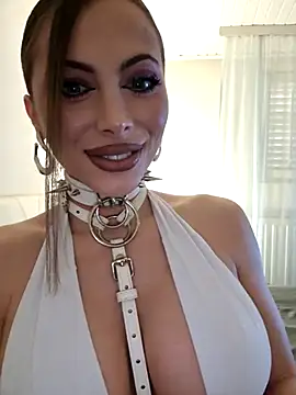 Snapshot of TamaraSavage chatting on 30, 1, 2025 TamaraSavage online show from 30, 1, 2025