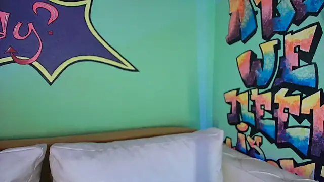 Snapshot of TamaraSavage chatting on 1, 10, 2025 TamaraSavage online show from 1, 10, 2025