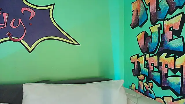 Snapshot of TamaraSavage chatting on 25, 11, 2025 TamaraSavage online show from 25, 11, 2025