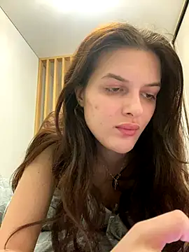 Snapshot of little_belucci chatting on 4, 12, 2024 little belucci online show from 4, 12, 2024