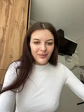 Snapshot of little_belucci chatting on 22, 3, 2025 little belucci online show from 22, 3, 2025