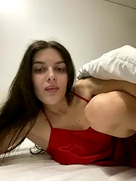 Snapshot of little_belucci chatting on 9, 10, 2025 little belucci online show from 9, 10, 2025