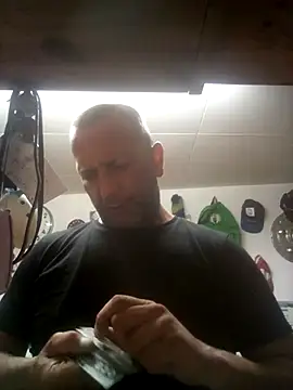 XLstrong online show from 20, 7, 2026