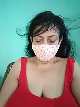 Snapshot of love_suman chatting on 5, 7, 2026 love suman online show from 5, 7, 2026