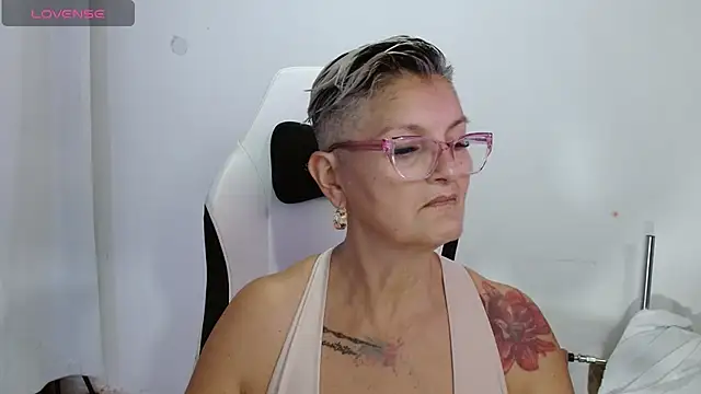 bety-cum2 online show from 8, 5, 2026