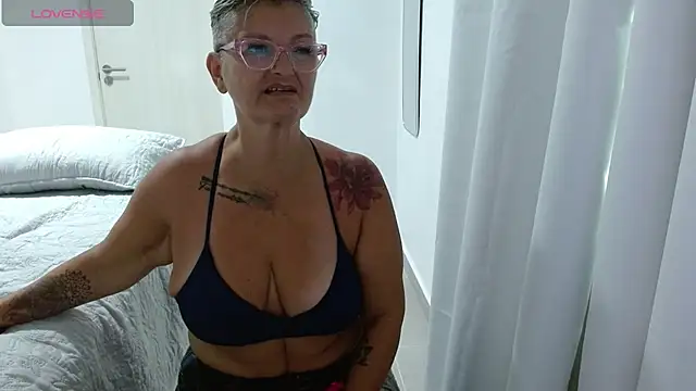 bety-cum2 online show from 15, 5, 2026