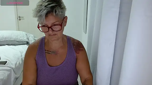 bety-cum2 online show from 25, 5, 2026
