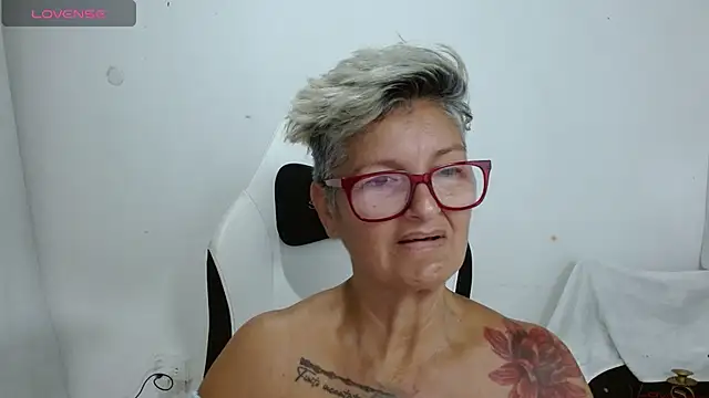 bety-cum2 online show from 4, 6, 2026