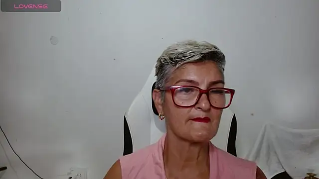 bety-cum2 online show from 5, 6, 2026