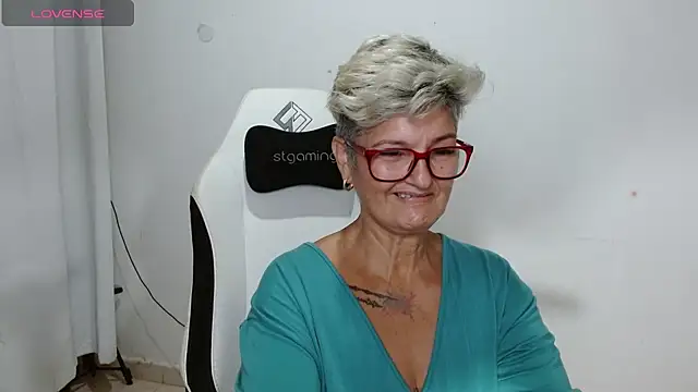 bety-cum2 online show from 9, 6, 2026