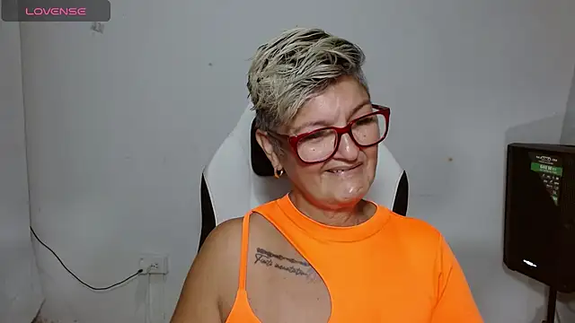 bety-cum2 online show from 14, 6, 2026