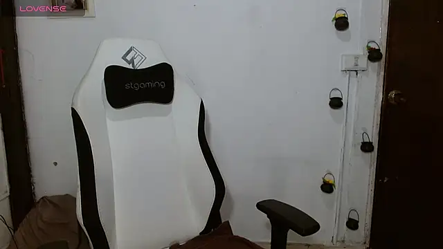 bety-cum2 online show from 19, 6, 2026