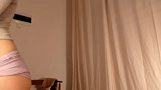 hee jeen online show from 23, 2, 2025