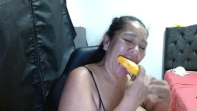 katia mature online show from 1, 10, 2025