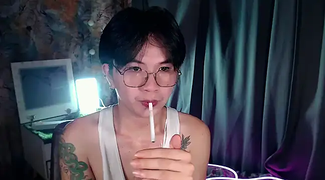 Sexy Handsome Drex online show from 3, 1, 2025