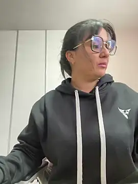 SWEETLILY18 online show from 31, 1, 2025