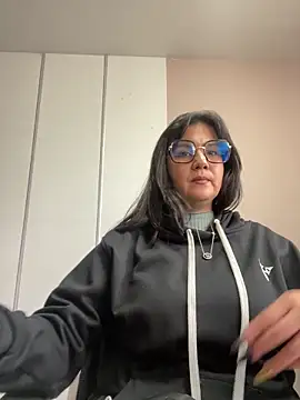 SWEETLILY18 online show from 12, 2, 2025