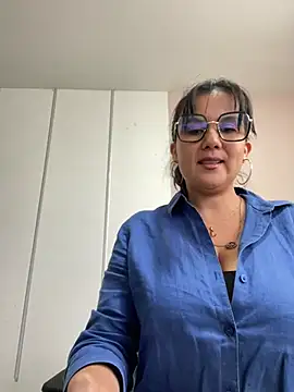 SWEETLILY18 online show from 24, 2, 2025