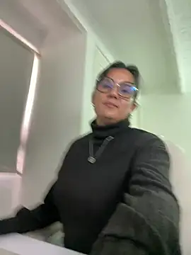 SWEETLILY18 online show from 20, 3, 2025