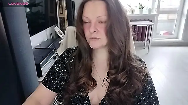 Marla Singerrr online show from 17, 5, 2026