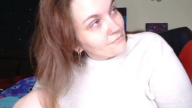 Snapshot of ToxicLilly chatting on 14, 12, 2025 ToxicLilly online show from 14, 12, 2025