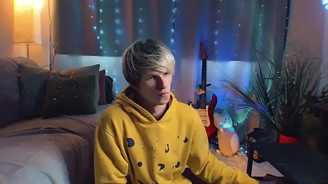 Breston Sweet online show from 24, 4, 2026