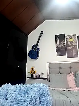 Keyla01  online show from 25, 4, 2026