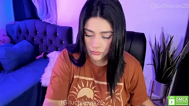 lucy26  online show from 21, 4, 2026