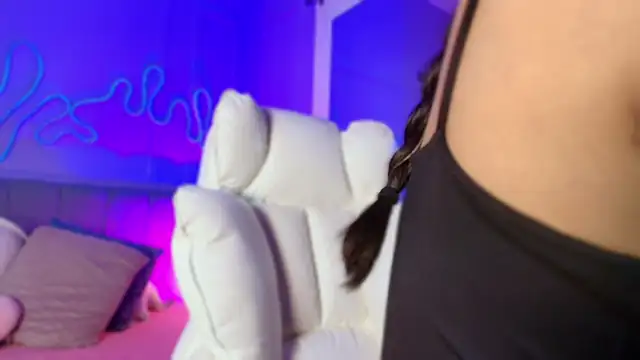 Sofly s online show from 22, 4, 2026