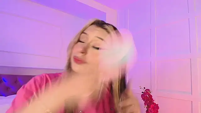 Sofly s online show from 13, 7, 2026