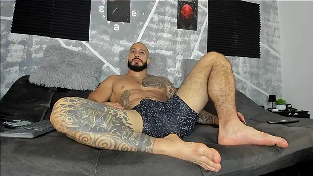 leonidas 18k online show from 4, 3, 2026