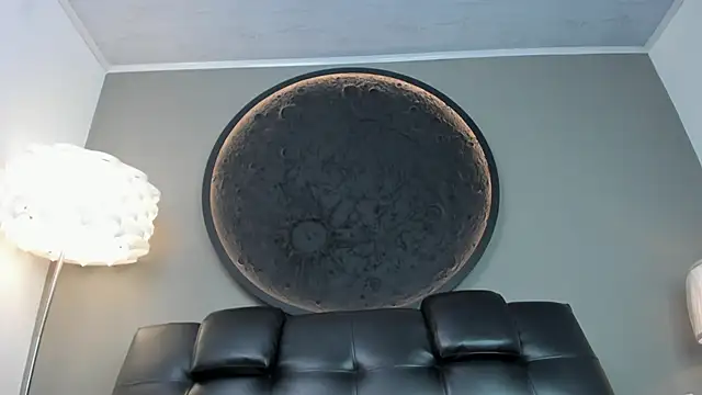 miss vaiolette online show from 20, 2, 2025