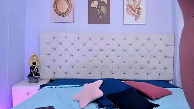 Snapshot of SALOME_F0X_ chatting on 15, 3, 2025 SALOME F0X online show from 15, 3, 2025