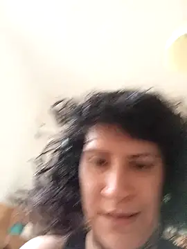 Snapshot of callmelouve chatting on 5, 12, 2025 callmelouve online show from 5, 12, 2025