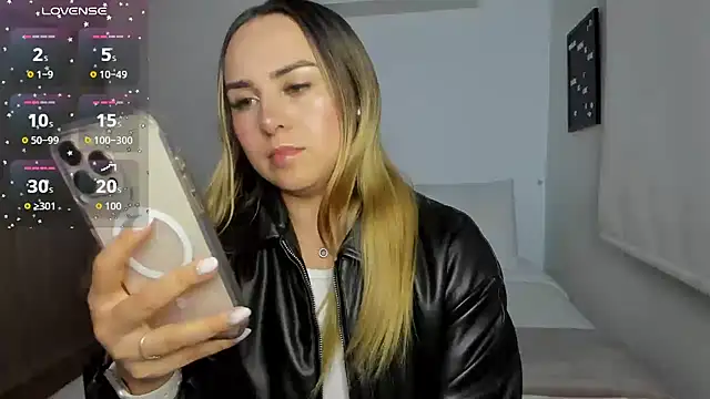 sophi mooreno online show from 17, 2, 2026