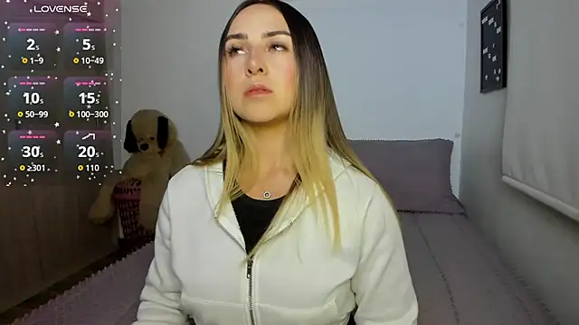 sophi mooreno online show from 26, 6, 2026